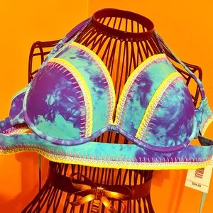 Shade & Shore Bikini Swim Top - Light Lift Halter - Size 36B - New with Tags